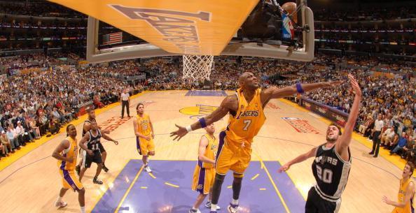 的背景下 的背景下